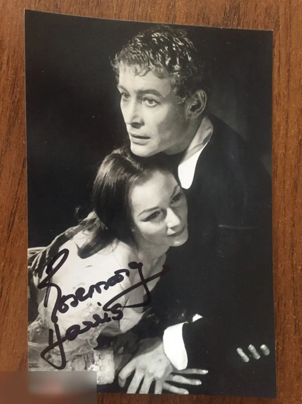 Розмари Харрис автограф на фото