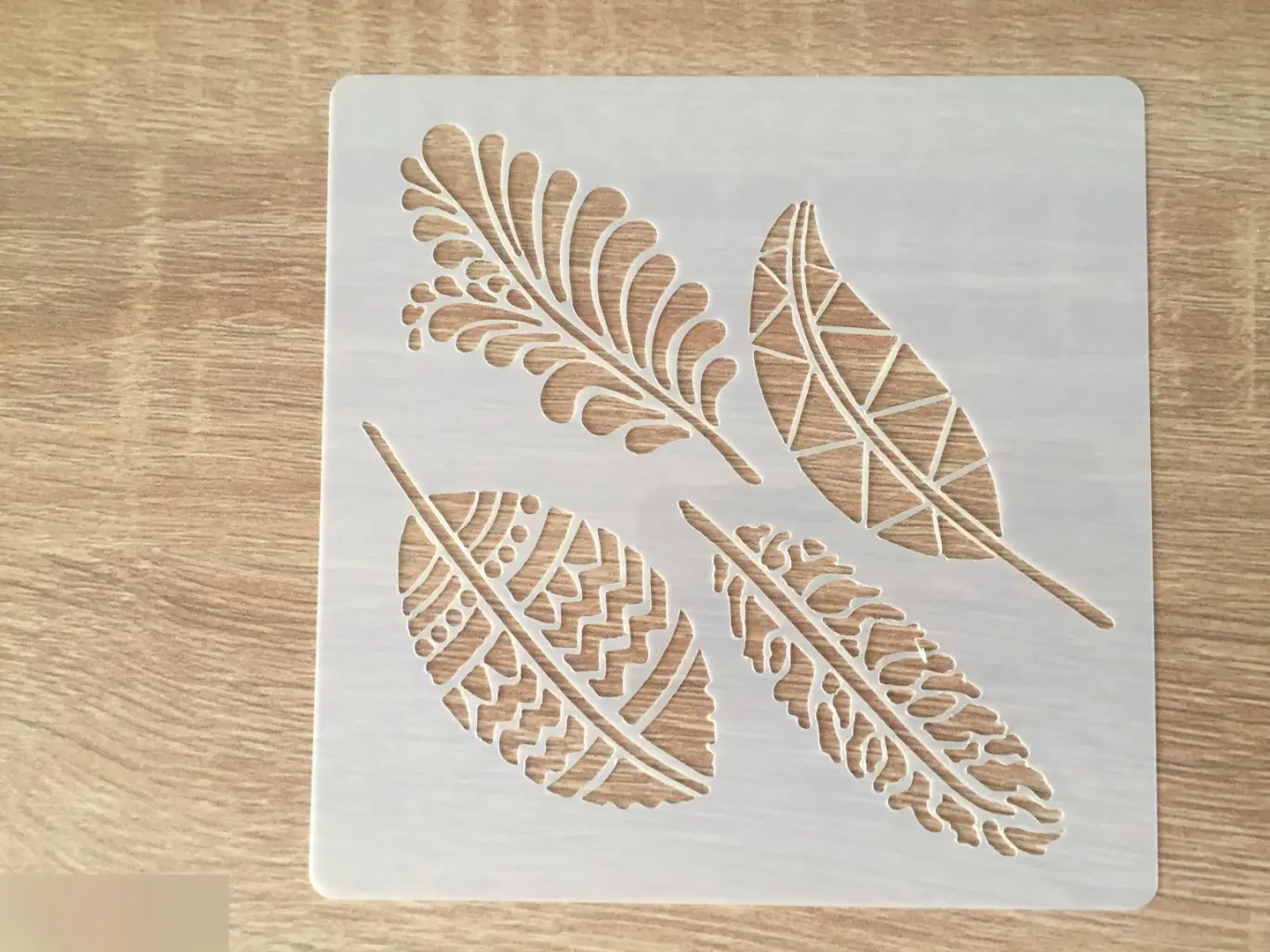 Трафарет листики 13 см