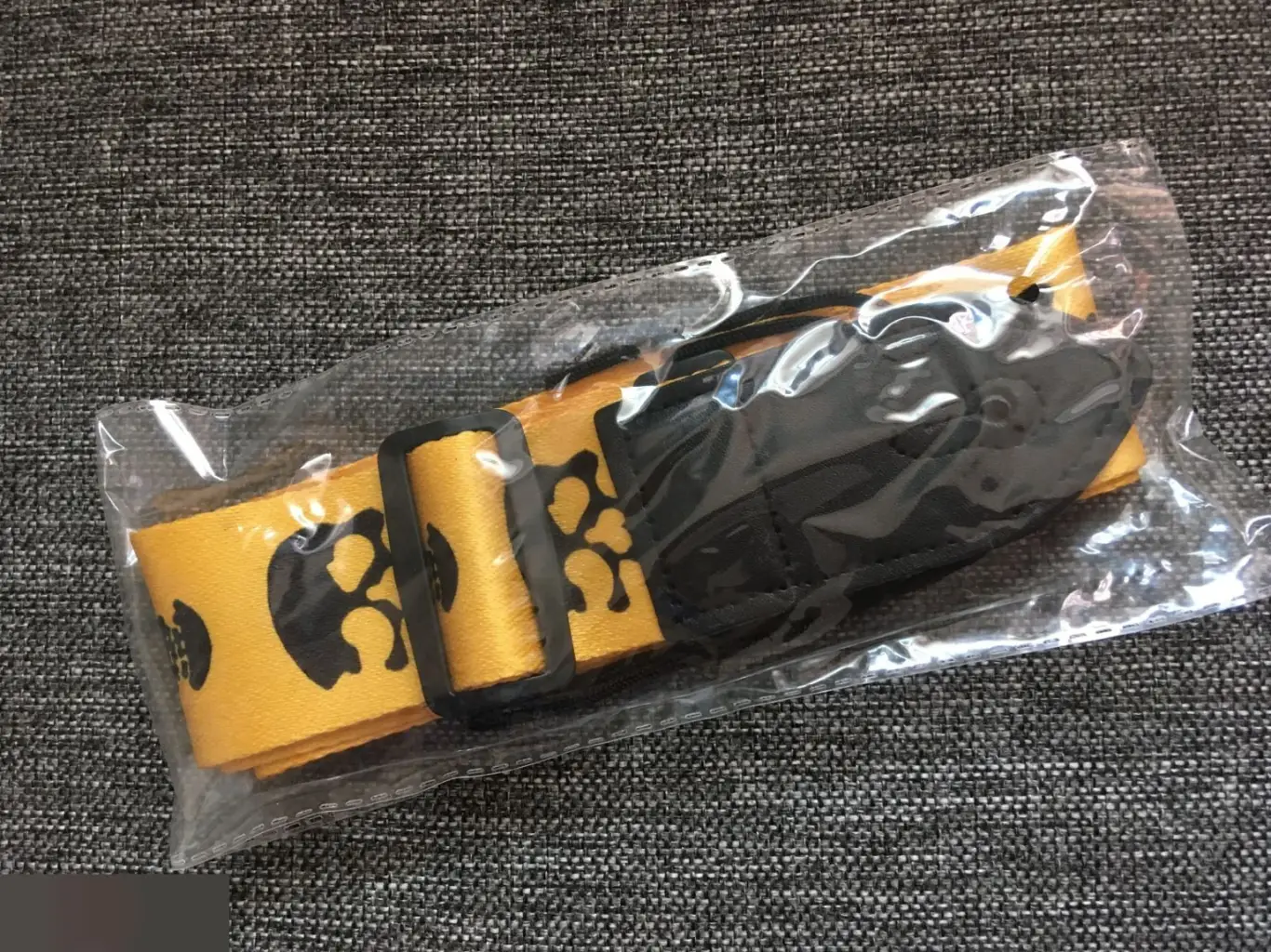 Ремень для гитары черепа 60-117х5 см