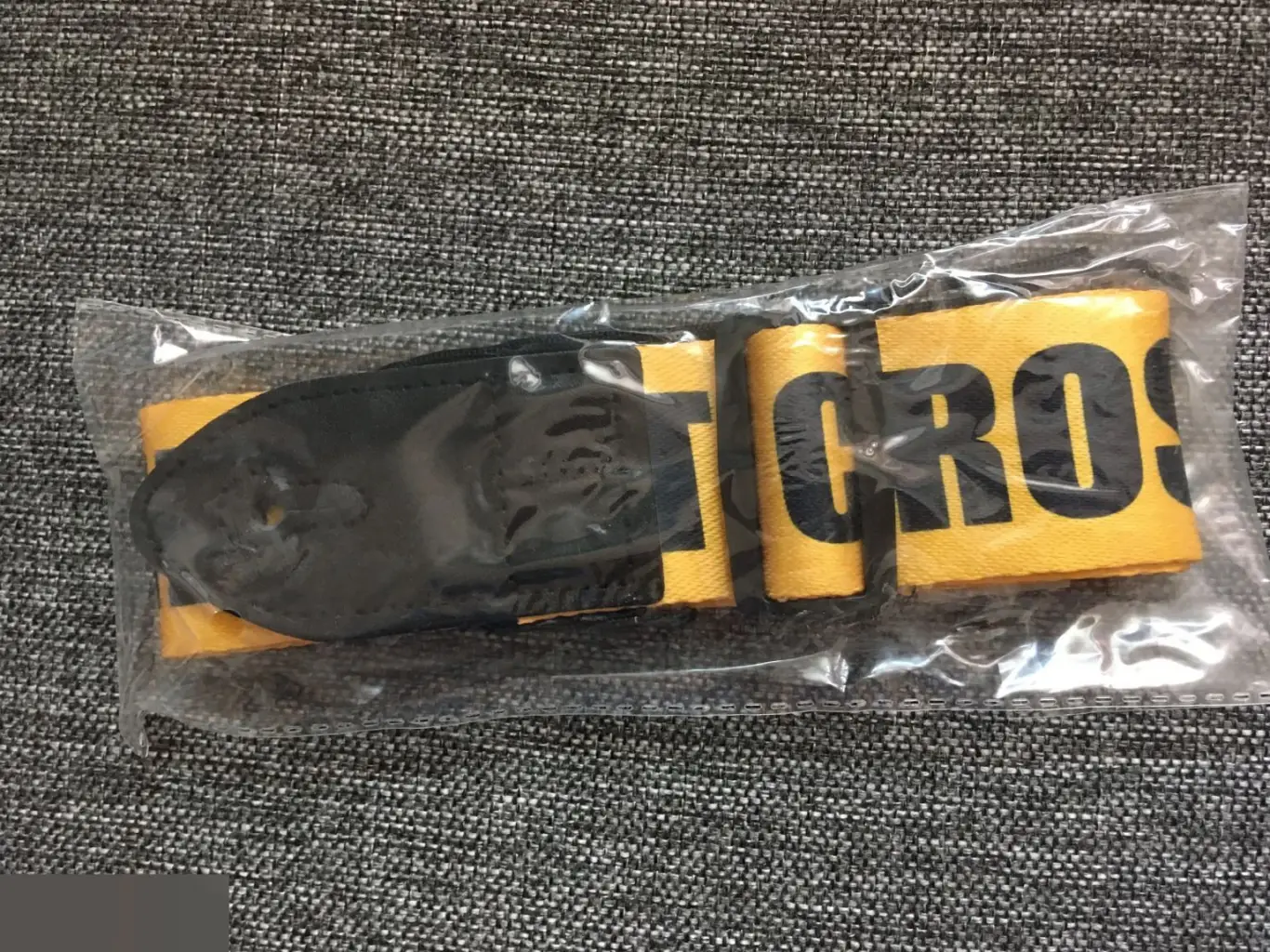 Ремень для гитары полицейская лента 60-117х5 см