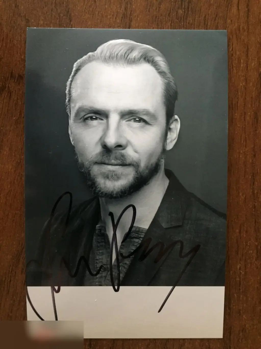 Саймон Пегг автограф на фото