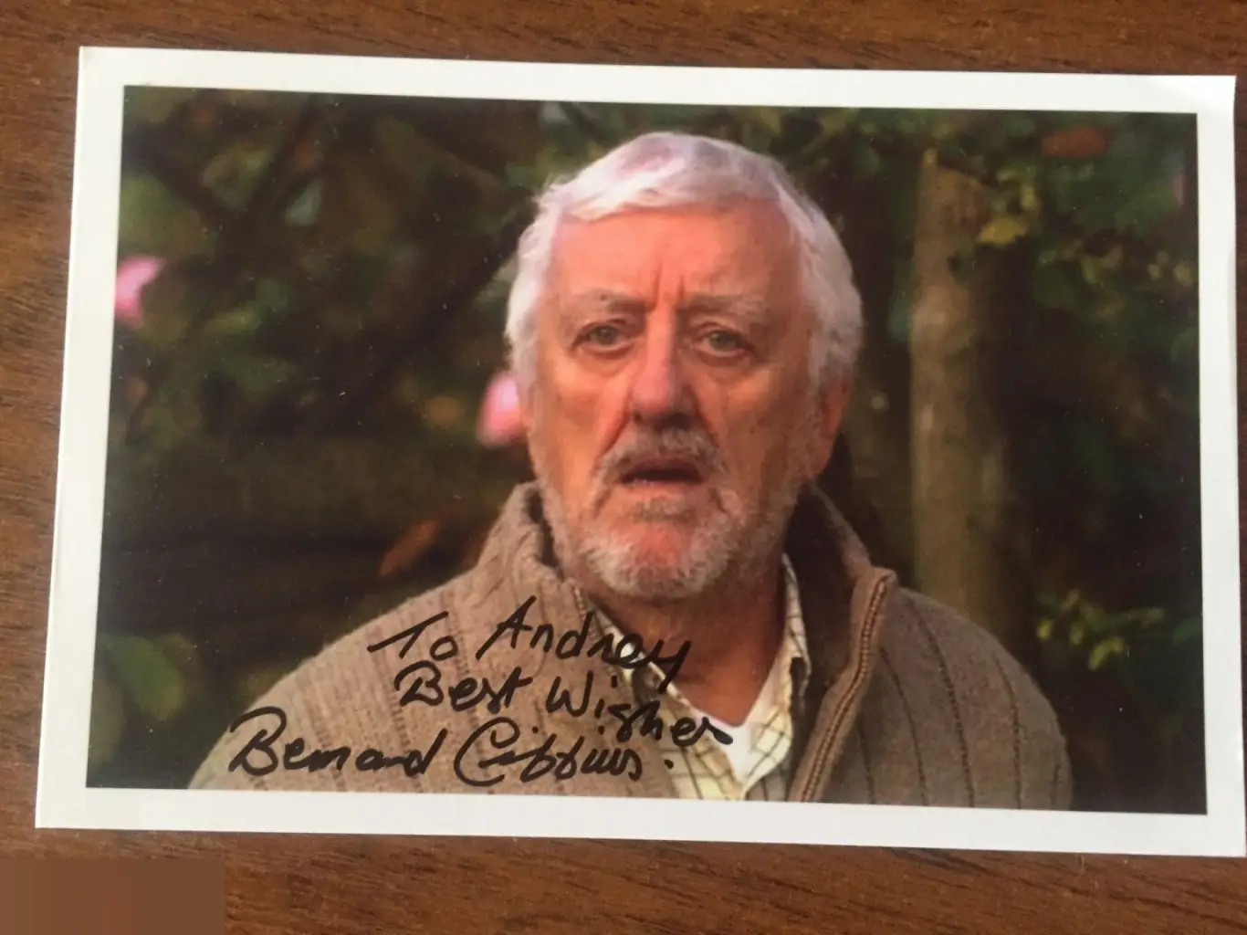 Бернард Криббинс автограф