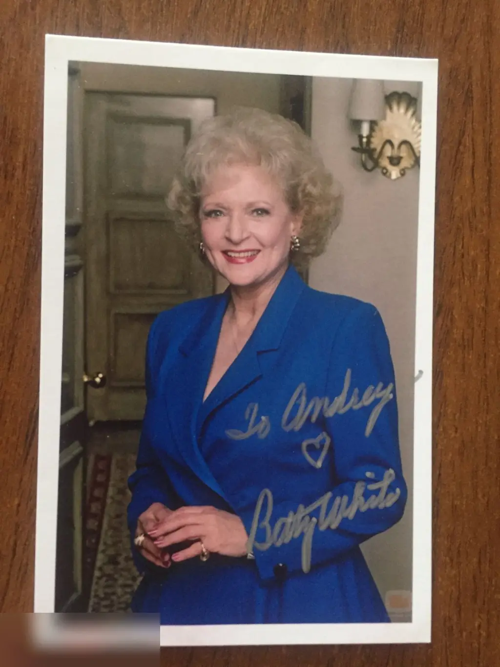 Бетти Уайт автограф