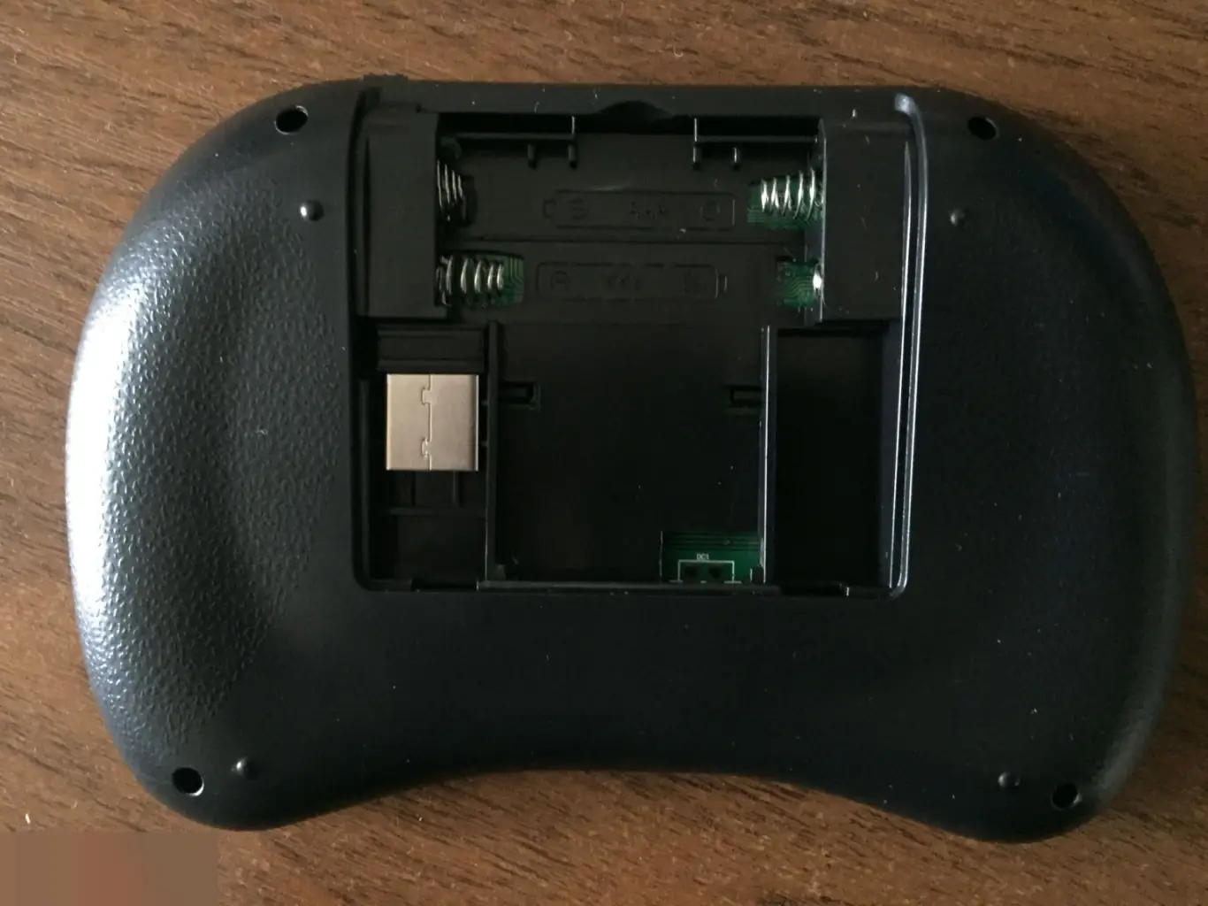 Беспроводная мини-клавиатура с тачпадом без подсветки 3