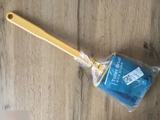 Силиконовый ёршик для туалета с креплением на стену