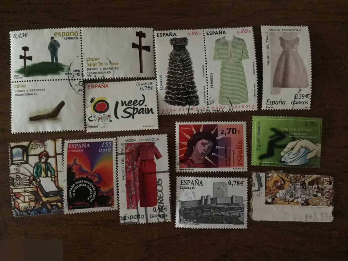 Испания 12 почтовых марок
