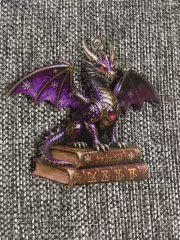 Дракон на книгах новогодняя подвеска ёлочная игрушка акрил