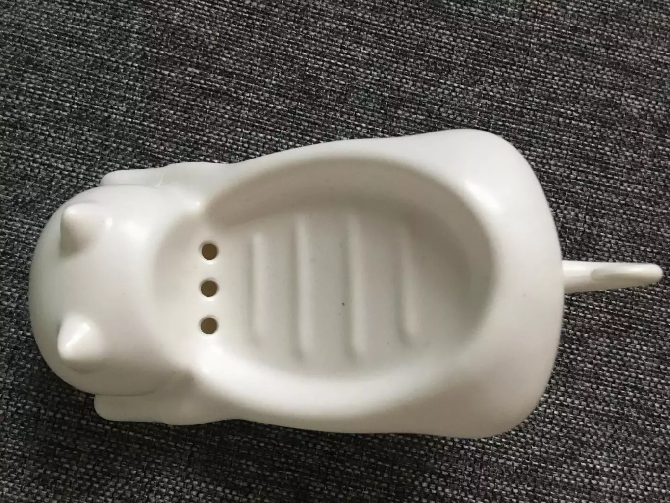 Мыльница-кошка пластик 1