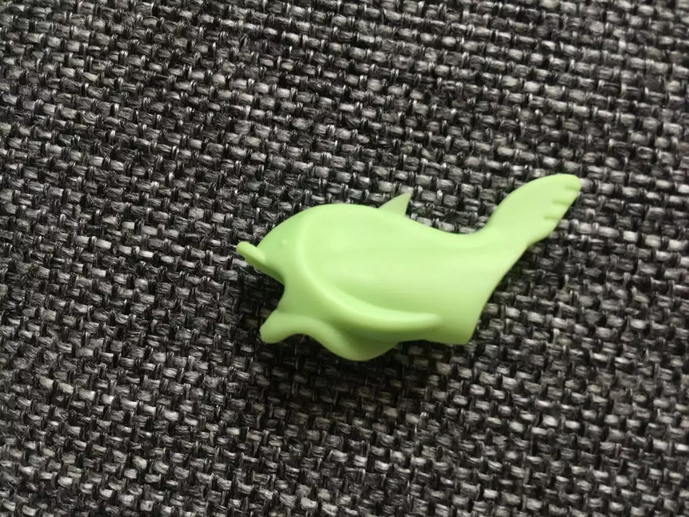 Тренажер насадка на ручку для правильного письма зелёный