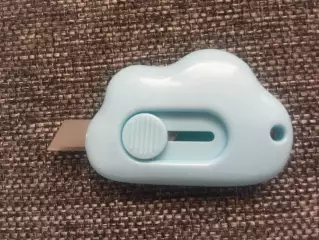 Нож канцелярский в форме облака