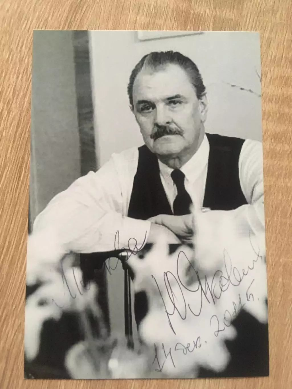 Юрий Яковлев автограф на фото