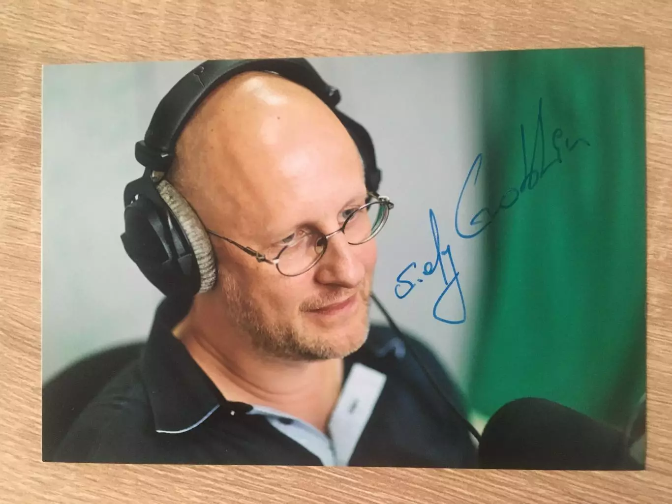 Дмитрий Пучков (Goblin) автограф на фото