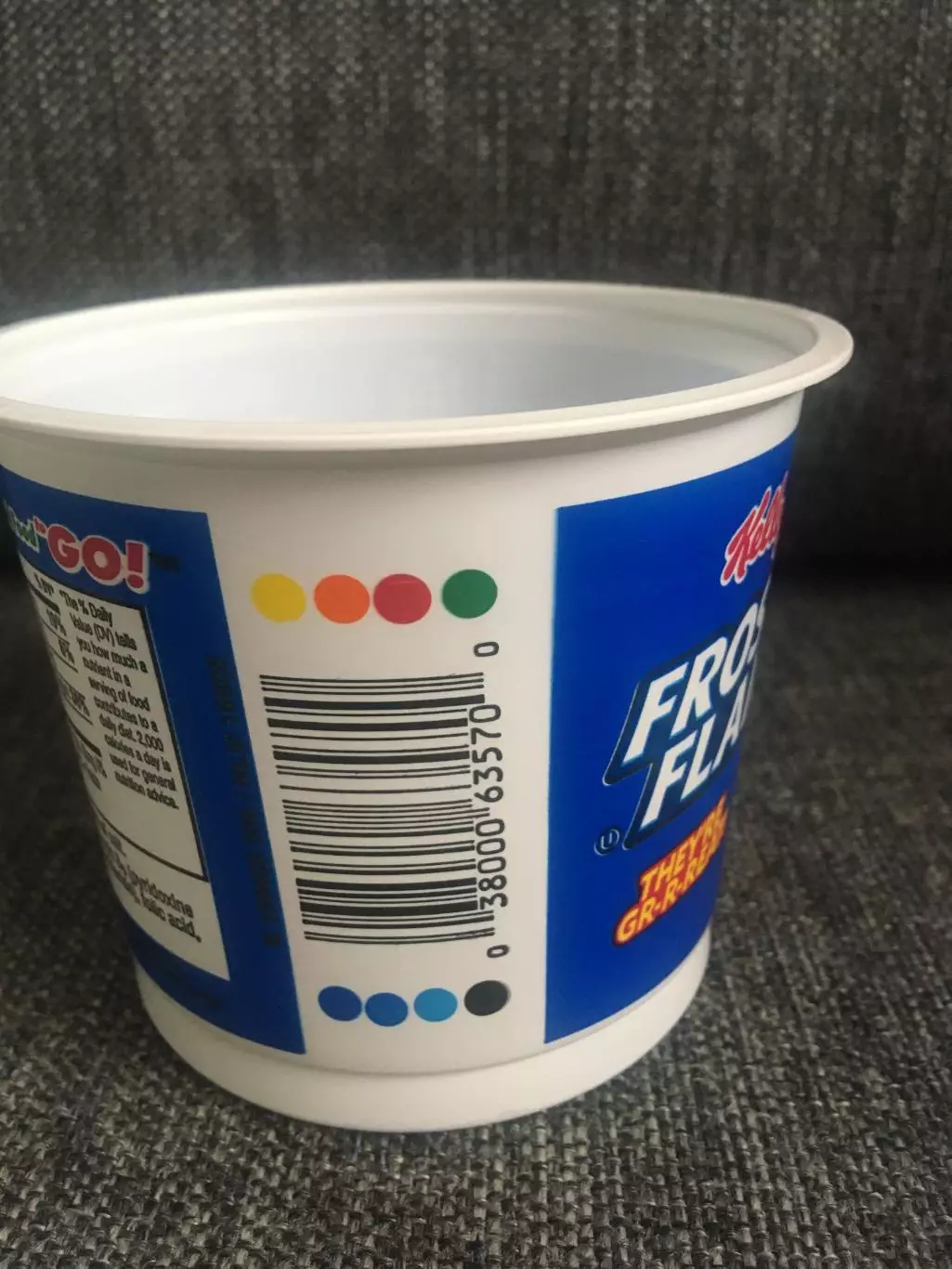 Kellogg's Frosted Flakes of Corn банка от кукурузных хлопьев США 3