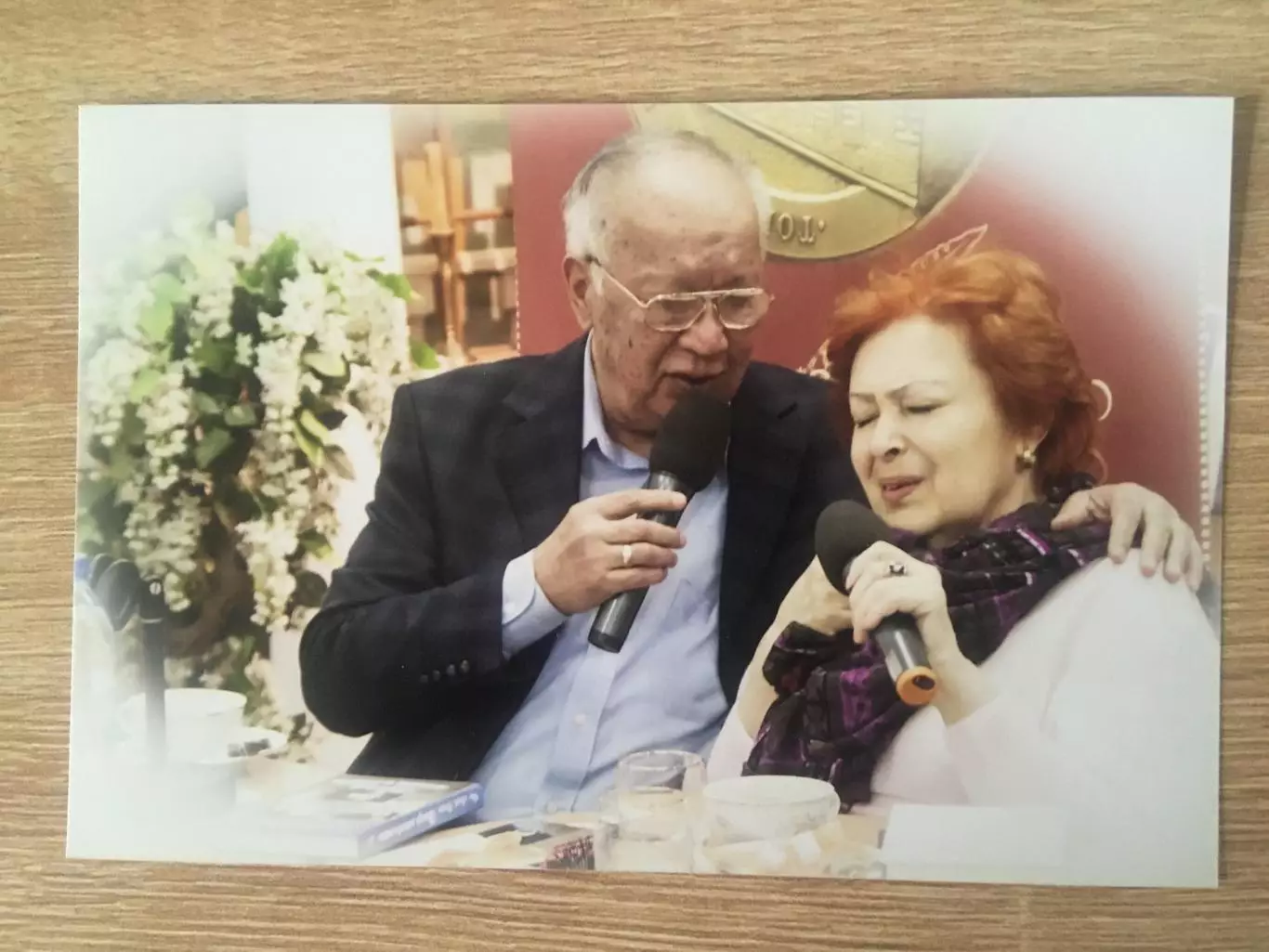 Алла Иошпе и Стахан Рахимов автографы на фото 1