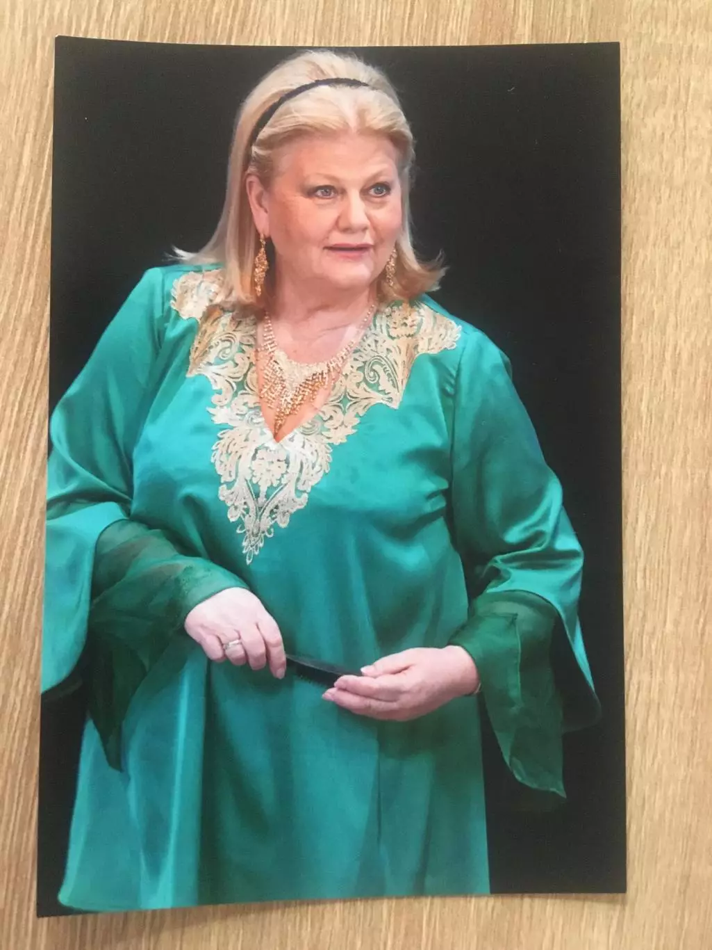Ирина Муравьёва автограф на фотографии 1