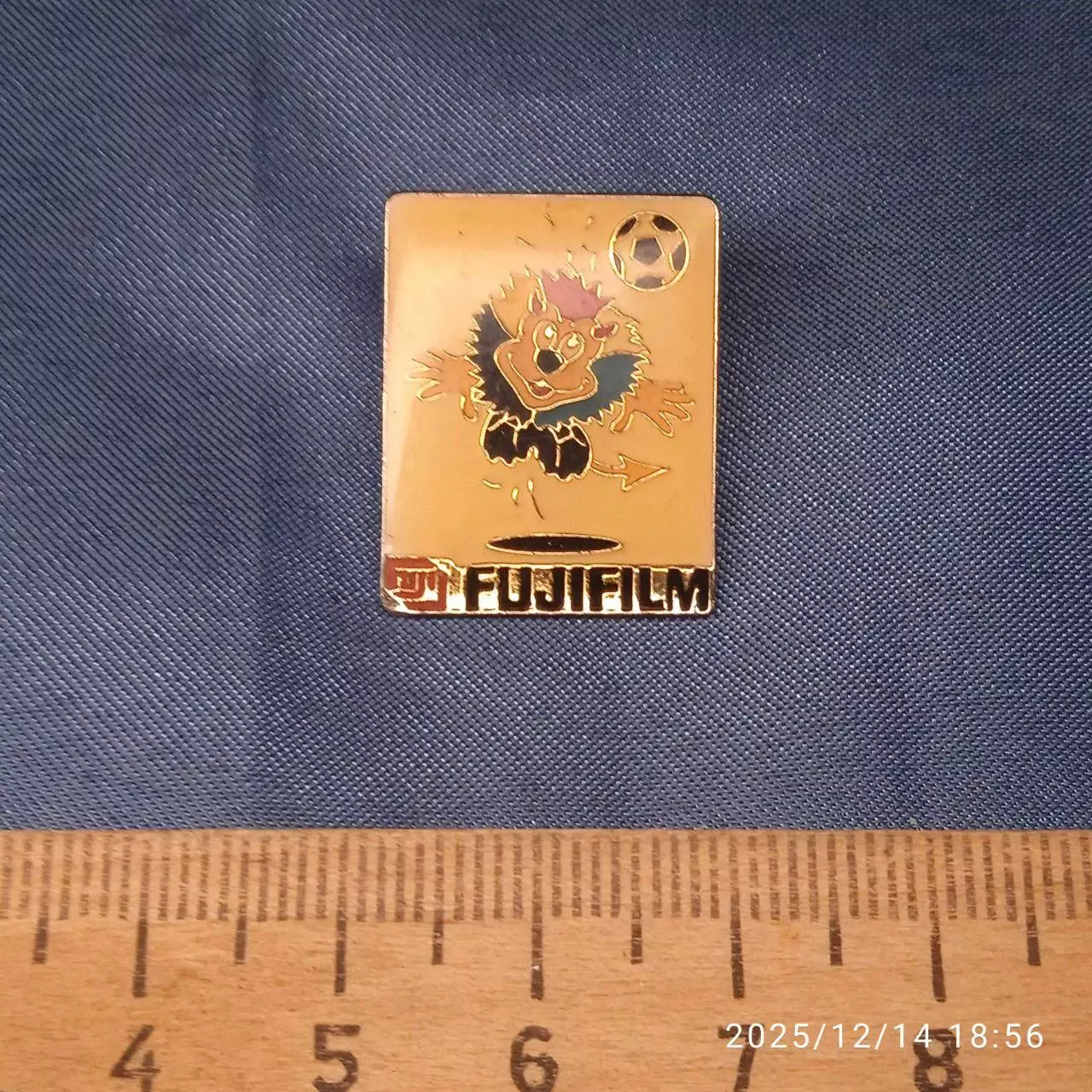 Оригинал лицензия знак 1998 уефа uefa лев зверек футбол мяч Фуджифильм Fujifilm