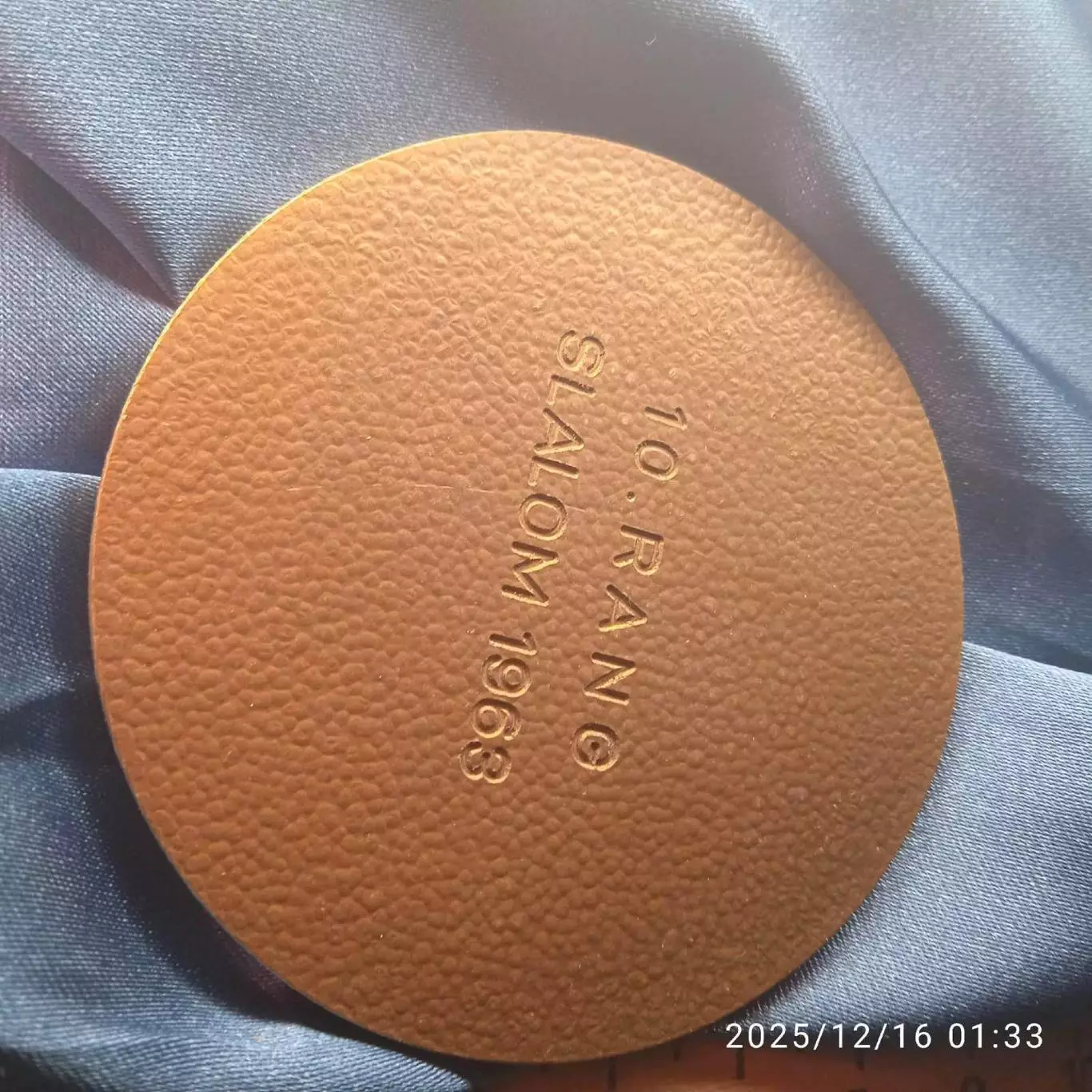 Участница Олимпиад чемпионка СССР Сталина Демидова. Медаль 10 место слалом лыжи 1