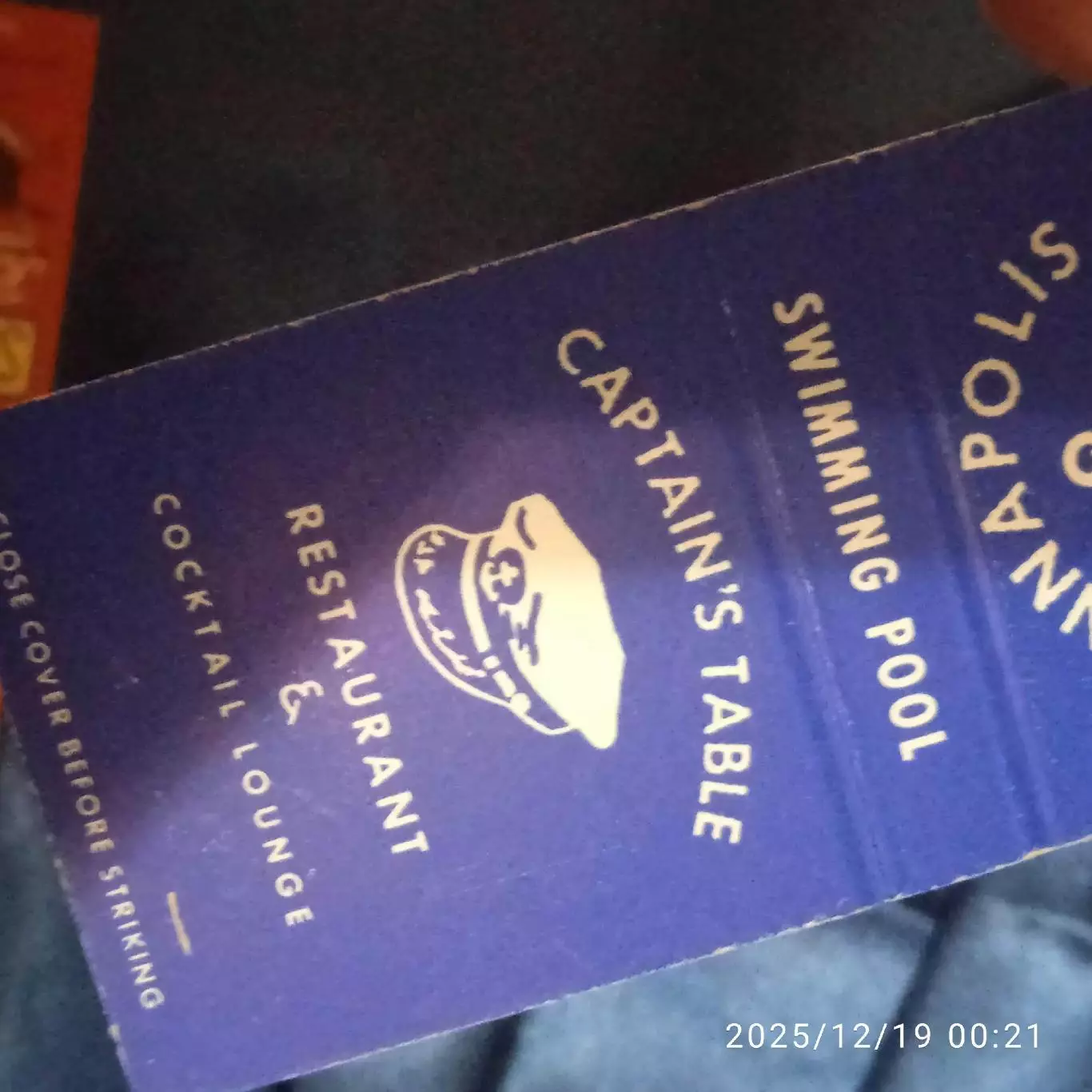 1970 Рекламные спички США Матчбук matchbook мотель ресторан море капитан фуражка 1