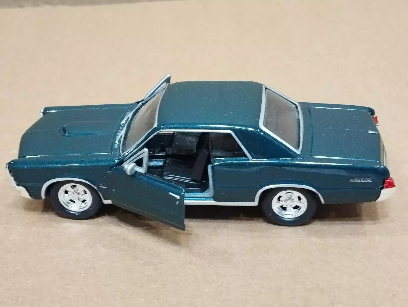 автомодель 3