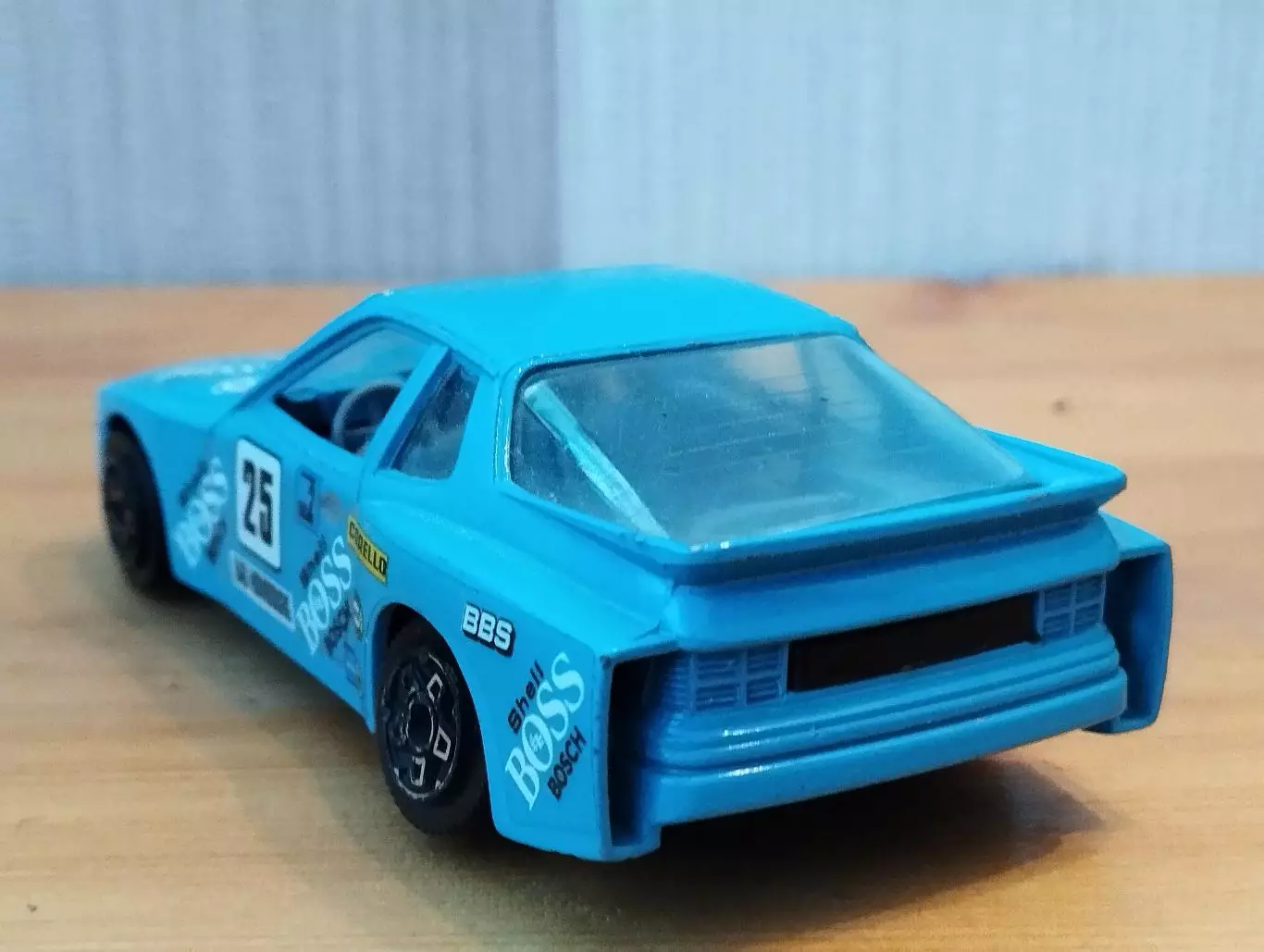 Автомодель Порше 924 2