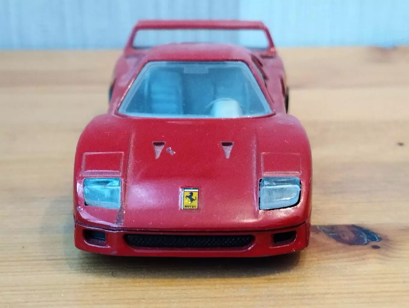 автомодель Феррари F-40 1