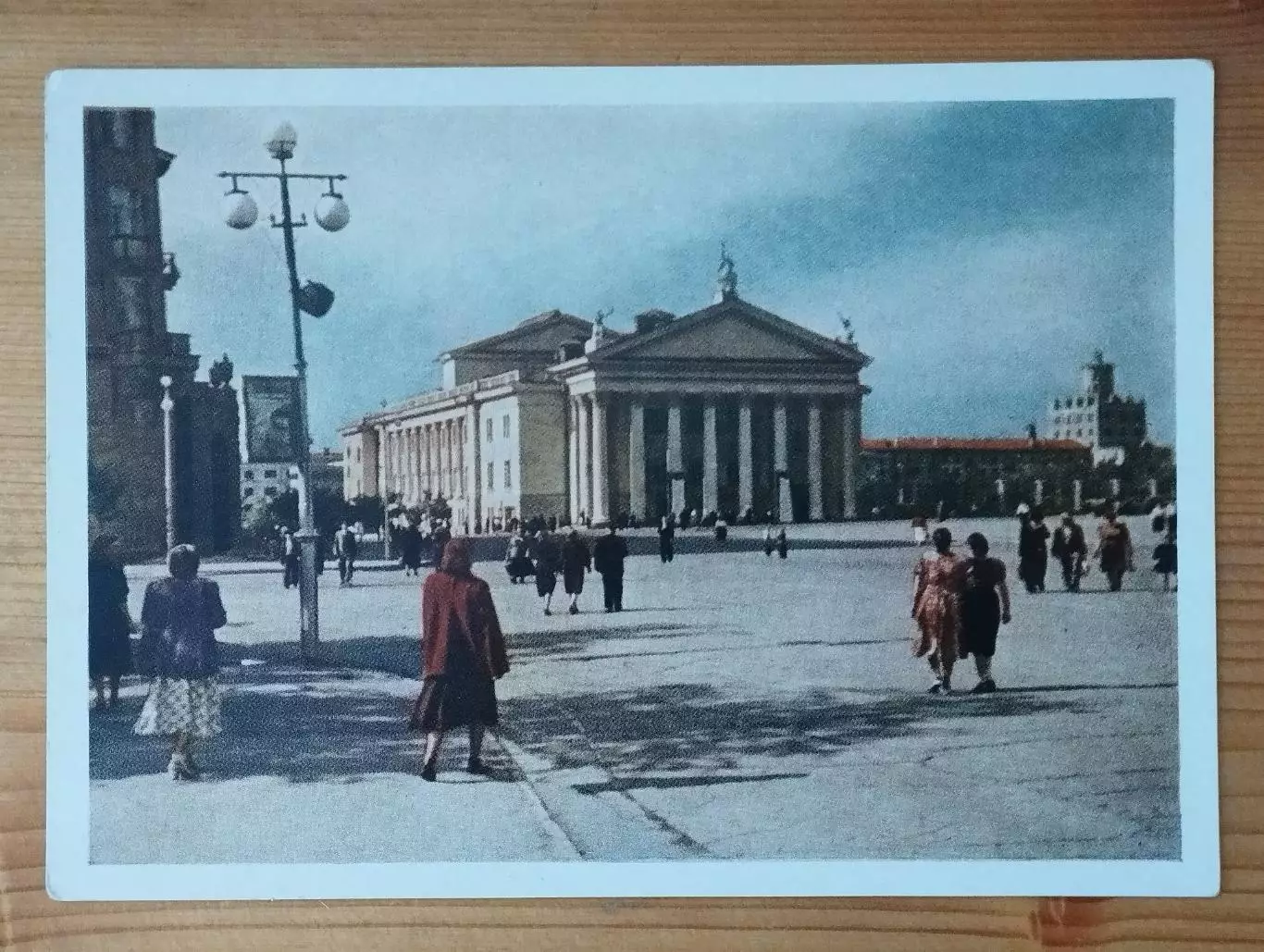 открытка Сталинград, Театр им. М. Горького, чистая, 1957 г.