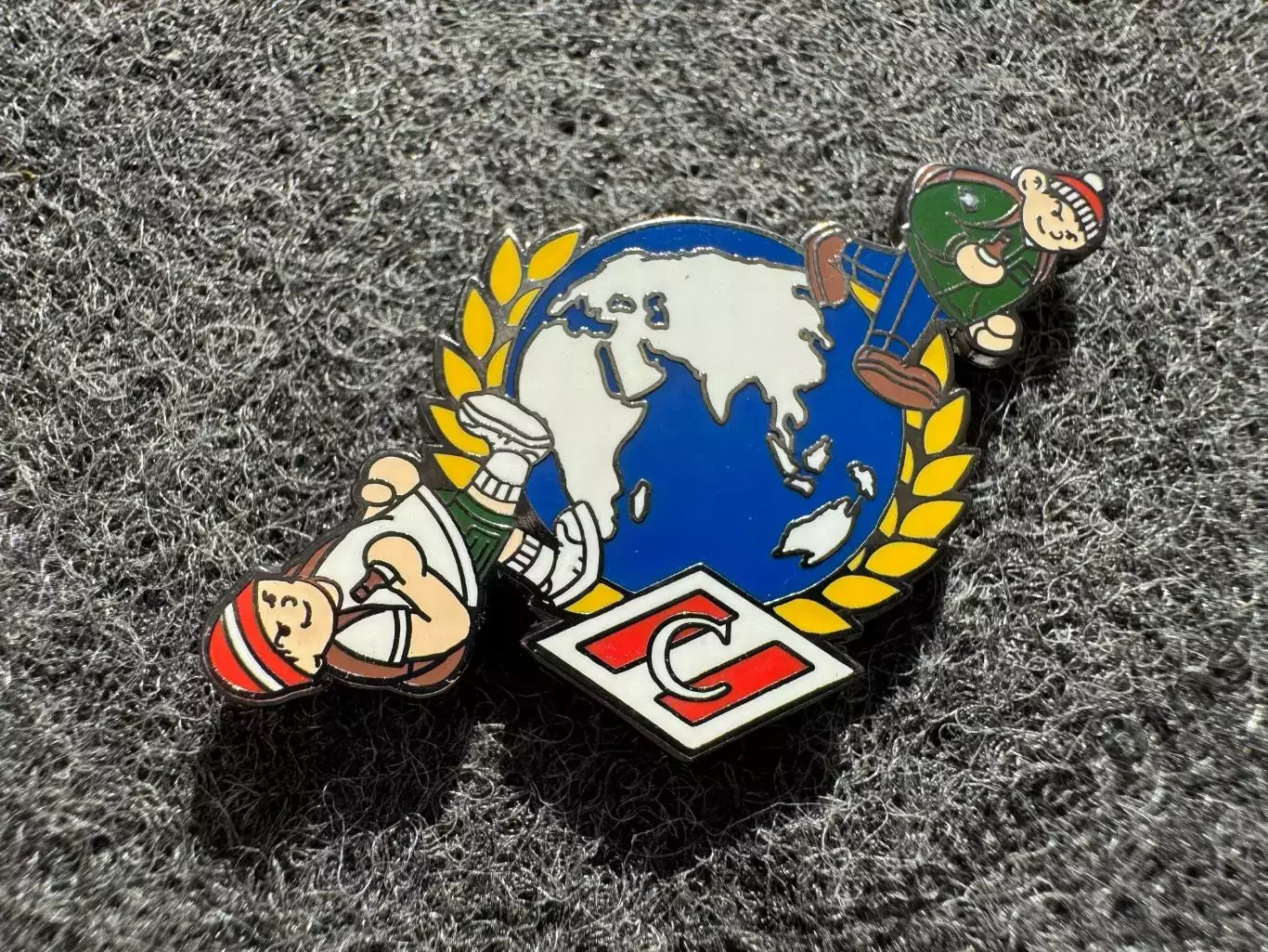 Серия Ультрас география. Спартак Москва. Жёлтый.