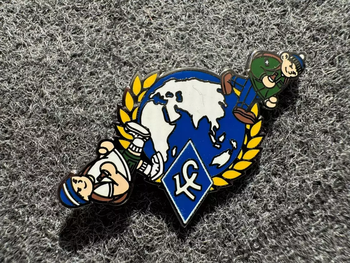 Серия Ультрас география. Крылья Советов Самара. Жёлтый.