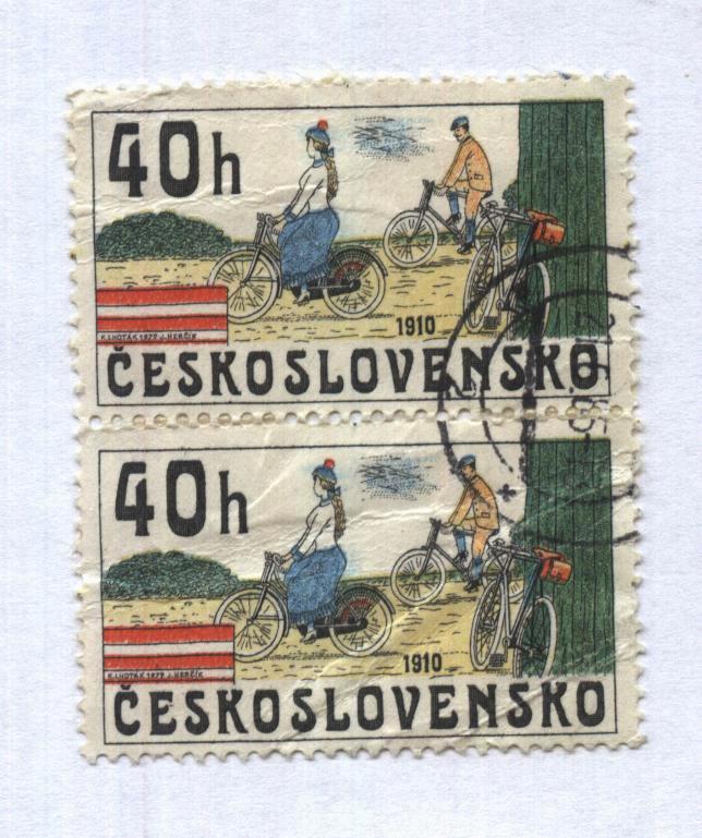 марка . почта Ceskoslovensko_ (велосипедисты)_1910_гашеная , (лот из 2х марок)