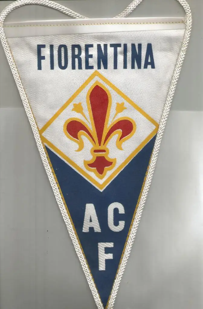 вымпел. _FIORENTINA_Италия _Двухсторонний. размер _18х29_см._