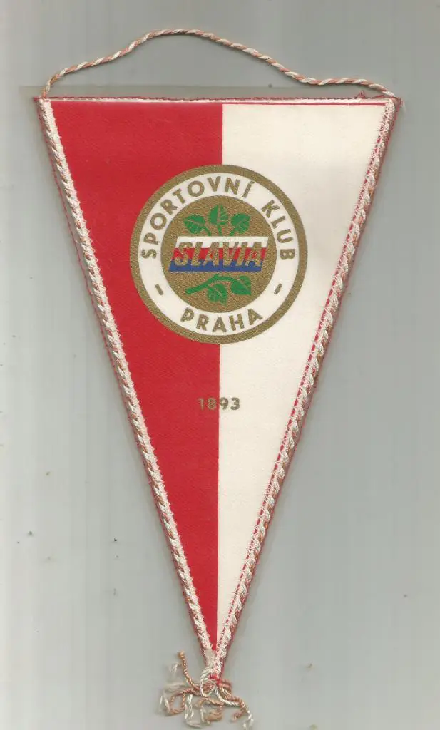 вымпел. _SLAVIA_PRAHA_CSSR_1893 _Односторонний. размер _14х22_см.