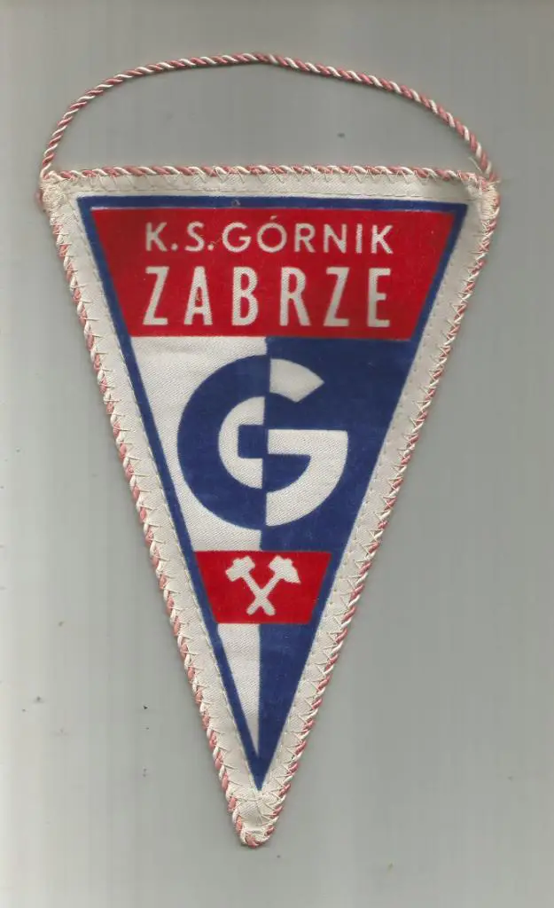 вымпел._KS_GORNIK_ZABRZE_POL SKA _Односторонний. размер _14х21_см.