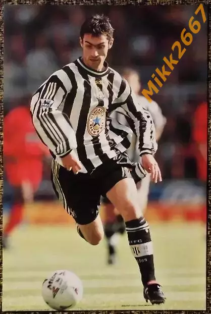 Keith GILLESPIE. Коллекция MERLIN Ньюкасл Юнайтед 1997-1998. Фотокарточки.