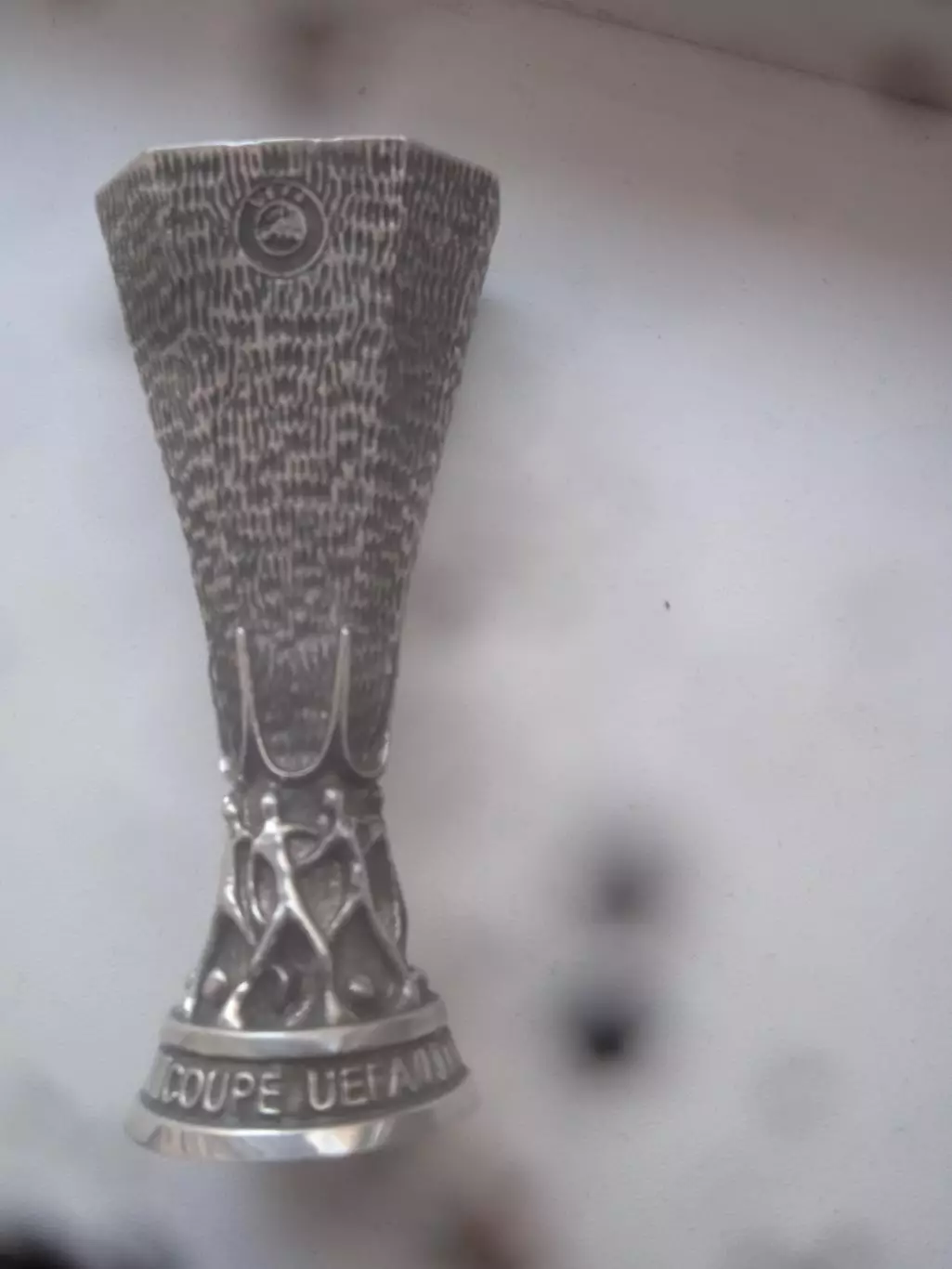 Точная копия Кубка УЕФА 1