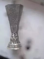 Точная копия Кубка УЕФА