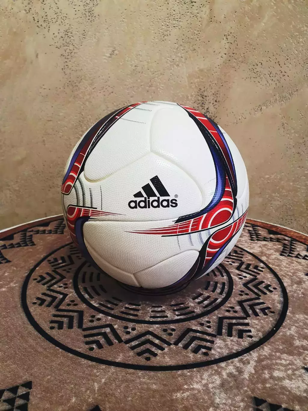 Официальный мяч ADIDAS UEFA EUROPA LEAGUE 2016 - 2017 1