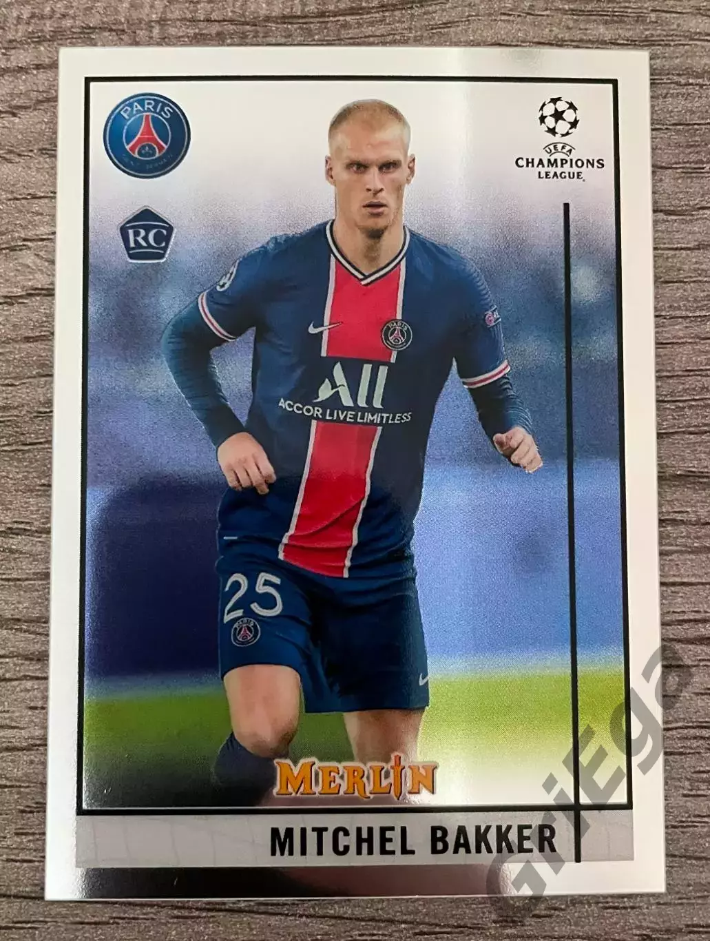 Карточка новичка Mitchel Bakker Paris Saint-Germain