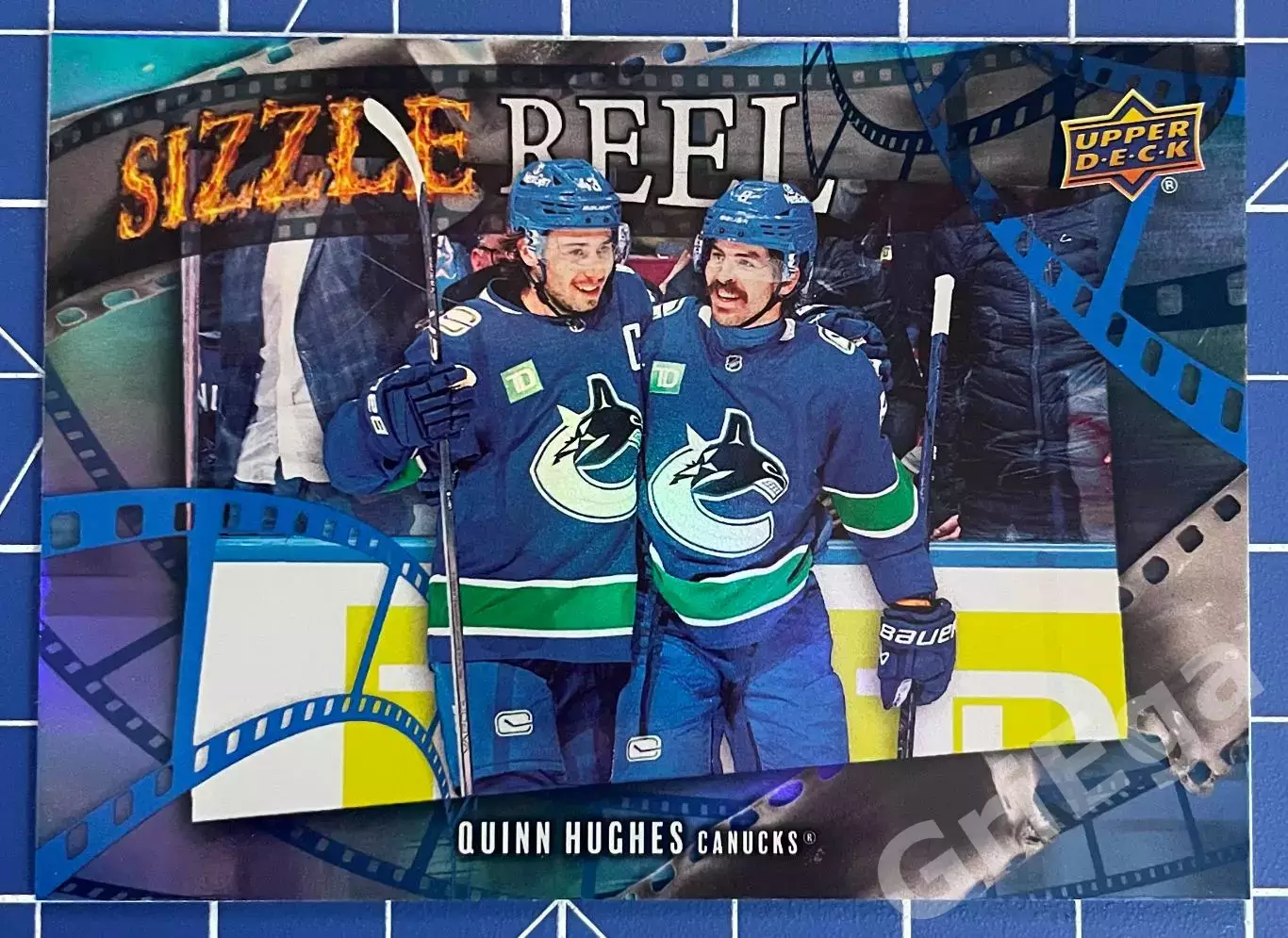 Хоккей карточка Quinn Hughes/Куинн Хьюз (Vancouver Canucks/Ванкувер Кэнакс)