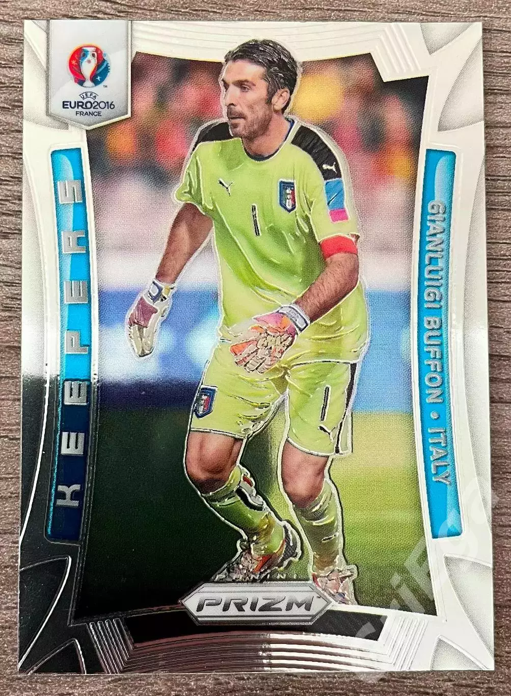Футбол карточка Gianluigi Buffon/Джанлуиджи Буффон (Italy/Италия) 2016 Prizm