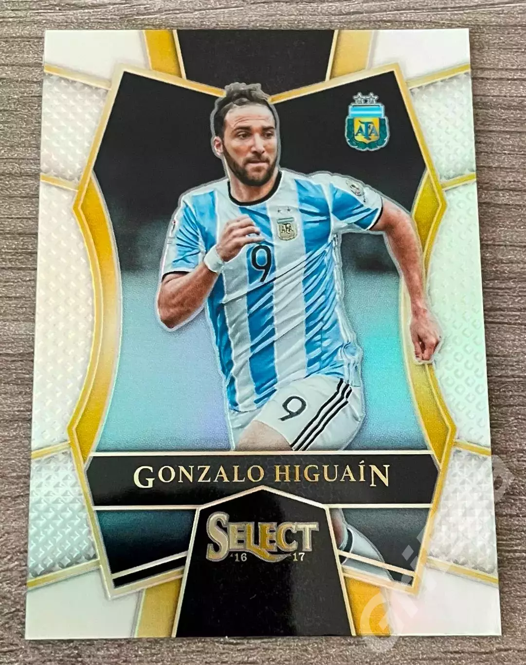 Карточка Gonzalo Higuain/Гонсало Игуаин (Argentina/Аргентина) PANINI 2016-17