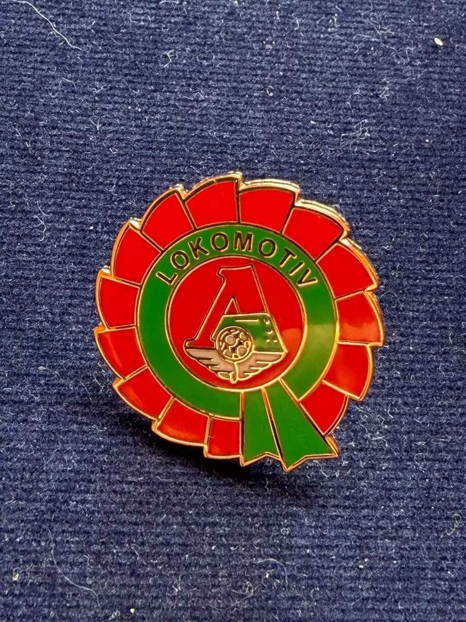 Локомотив,’