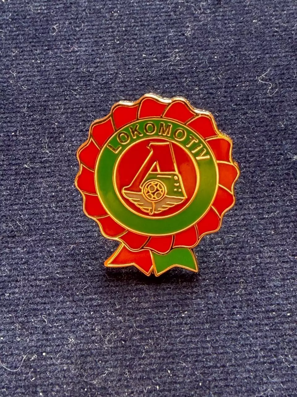 Локомотив,’