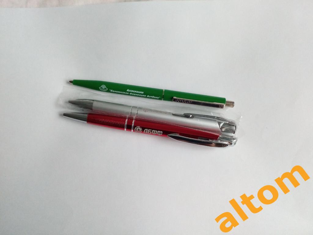 Белорусская федерация футбола ручки (2 штуки, кроме зеленой)