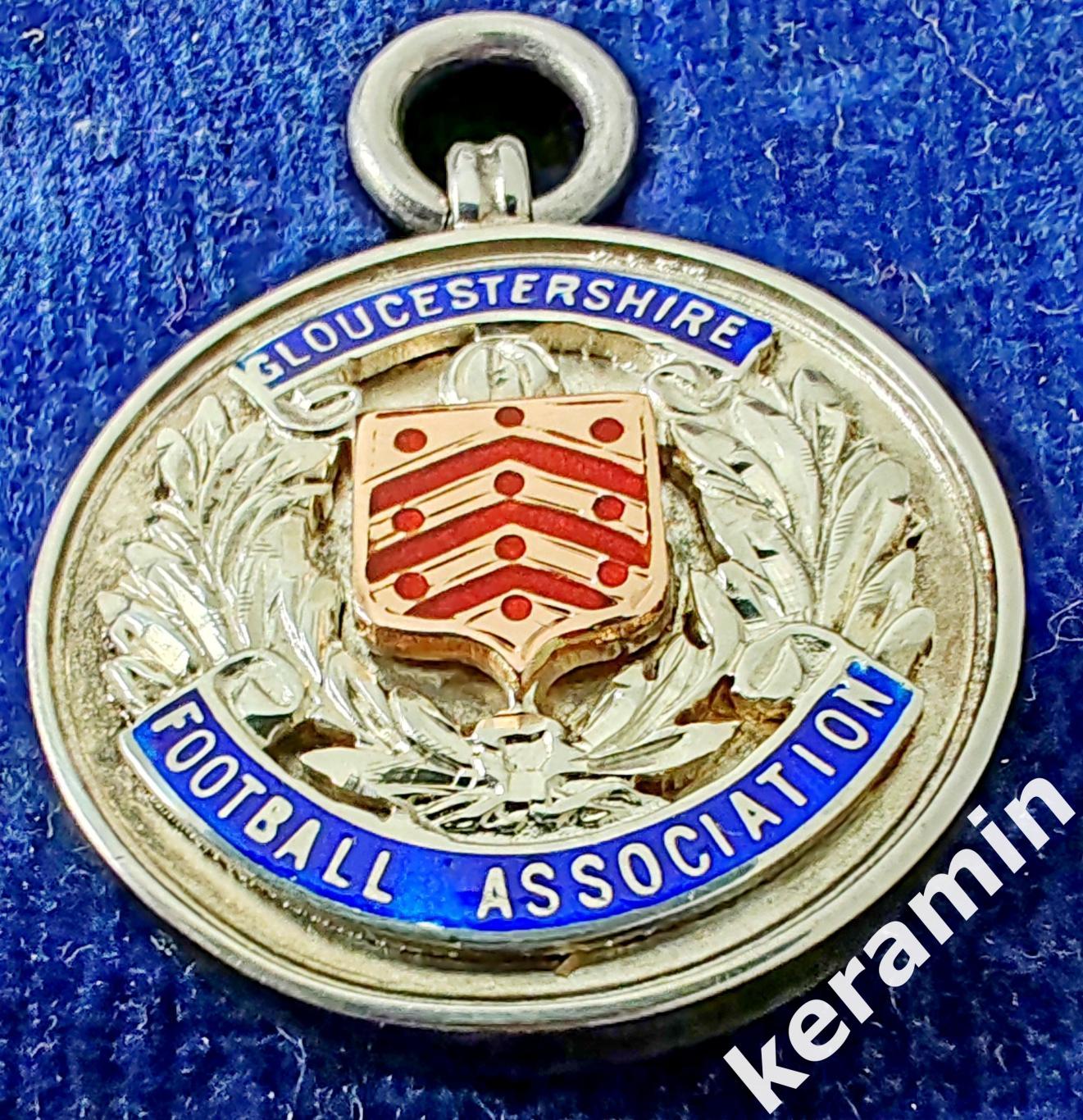 1936-37 медальон из 9-каратного золота и эмали Футбольной ассоциации Глостершира 1