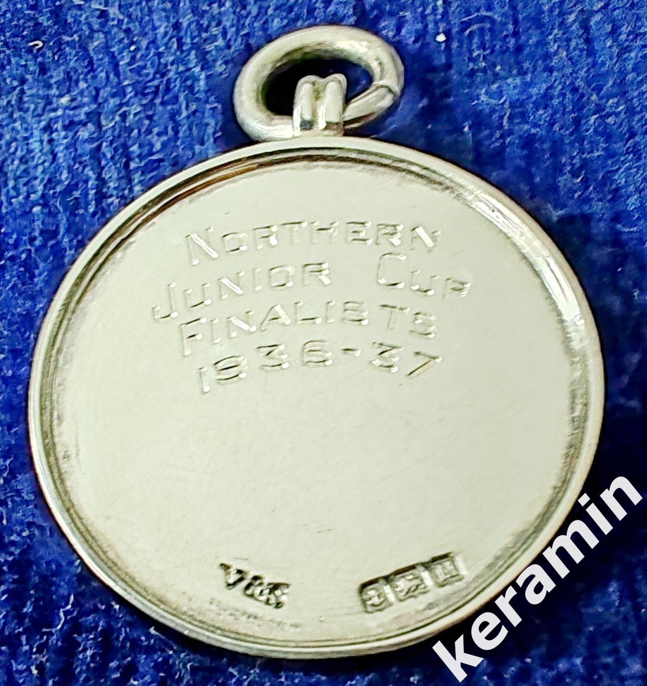 1936-37 медальон из 9-каратного золота и эмали Футбольной ассоциации Глостершира 3