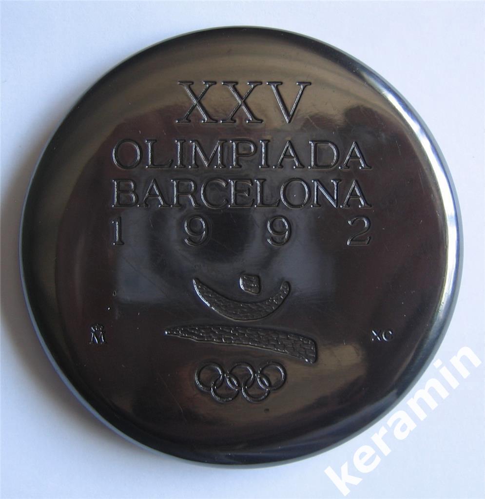 Официальная олимпийская медаль участия Барселона 1992 в оригинальной сумке 5