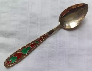 Серебряная чайная ложка. 975 проба. Золочение. Эмаль.