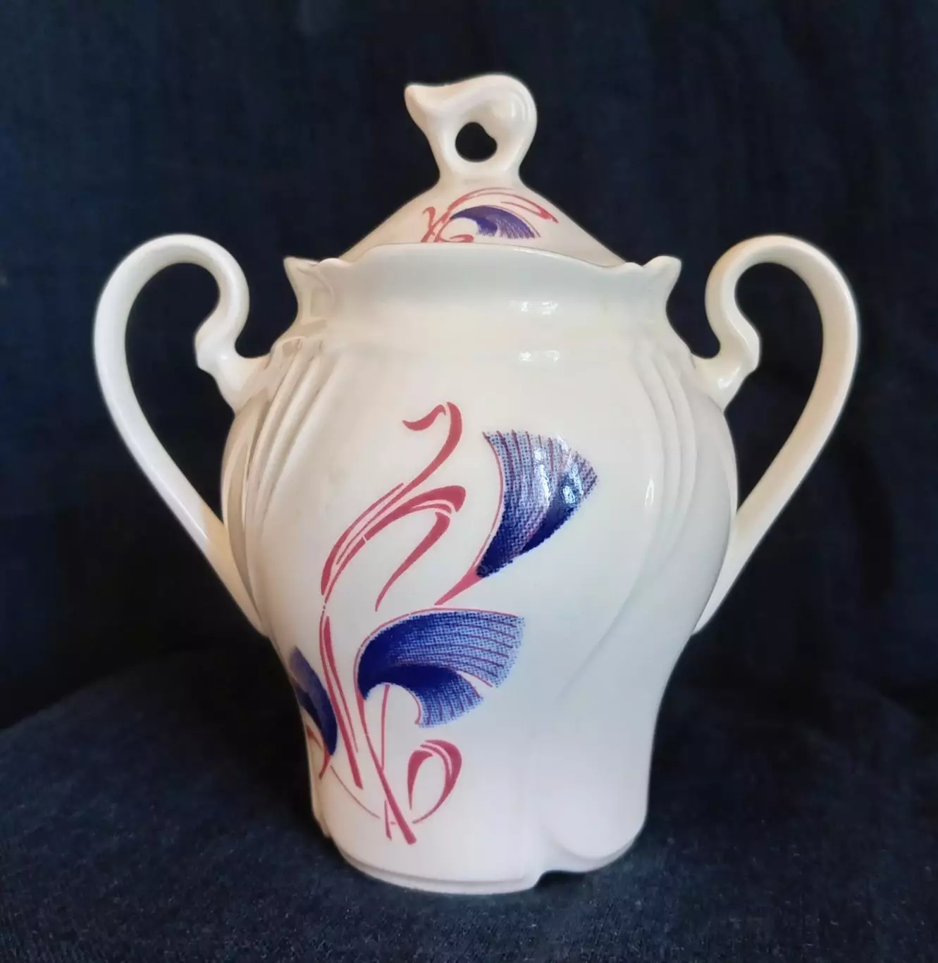 Сахарница из костяного фарфора Artil Bone china Romania. Румыния. 1970-е г. 1