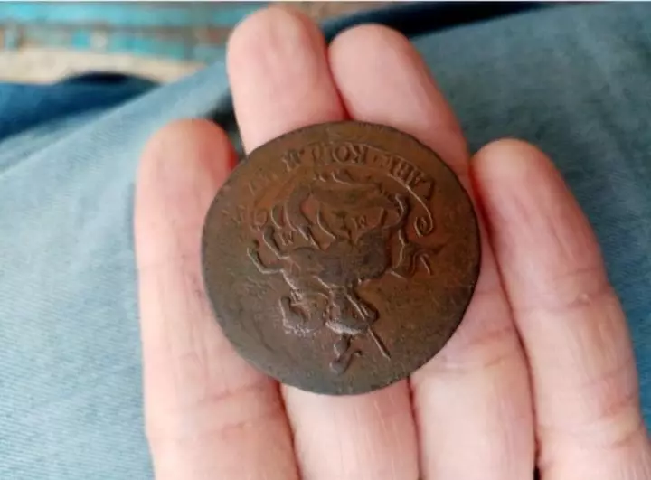 2 копейки - 1763 ММ. Перечекан из 4 копеек 1762. 2
