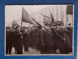 Фотография. Демонстрация, 7 ноября. 1950-е г..